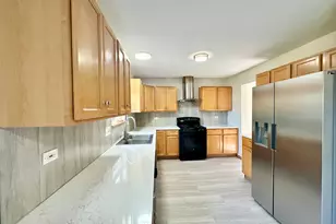 4520 W Lawn Ave, Waukegan, IL 60055 - Photo 11