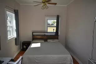 201 S Maple St, El Paso, IL 61738 - Photo 11