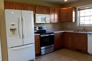 3836 Balmoral Dr, Champaign, IL 61822 - Photo 9