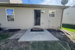 3836 Balmoral Dr, Champaign, IL 61822 - Photo 7