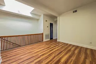 4925 S Champlain Ave, Chicago, IL 60615 - Photo 9