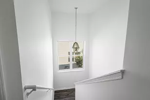 2420 Barnhart St, West Chicago, IL 60185 - Photo 13