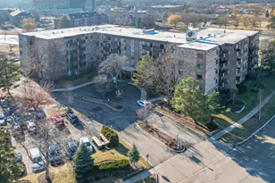 700 Wellington Ave, Elk Grove Village, IL 60007 - Photo 15