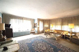 10247 S Bell Ave, Chicago, IL 60643 - Photo 7