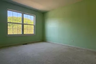 4827 W Pebble Beach Dr, Wadsworth, IL 60083 - Photo 13