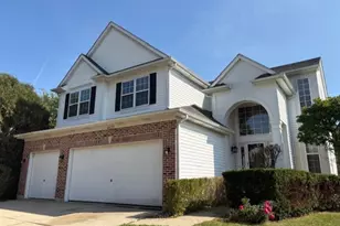 4827 W Pebble Beach Dr, Wadsworth, IL 60083 - Photo 1