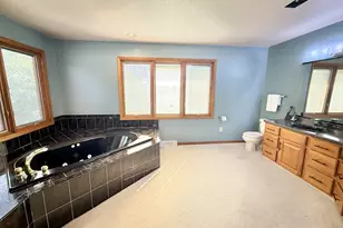 5449 S Branch Ct, Rochelle, IL 61068 - Photo 23