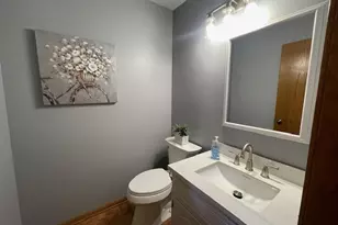 17321 Lakebrook Dr, Orland Park, IL 60467 - Photo 9