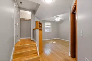 3908 W Ainslie St, Chicago, IL 60625 - Photo 9