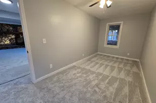 1007 N River Rd, McHenry, IL 60050 - Photo 9