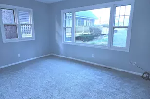 1007 N River Rd, McHenry, IL 60050 - Photo 7