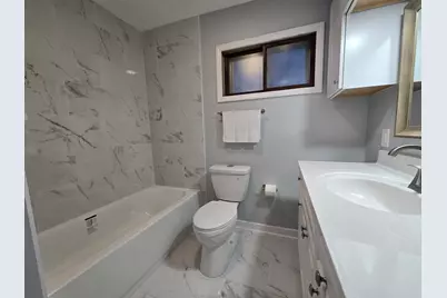 1007 N River Road, McHenry, IL 60050 - Photo 11