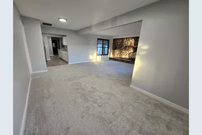 1007 N River Road, McHenry, IL 60050 - Photo 3