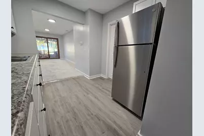 1007 N River Road, McHenry, IL 60050 - Photo 5