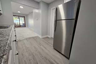 1007 N River Rd, McHenry, IL 60050 - Photo 5