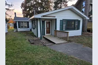 1007 N River Road, McHenry, IL 60050 - Photo 1