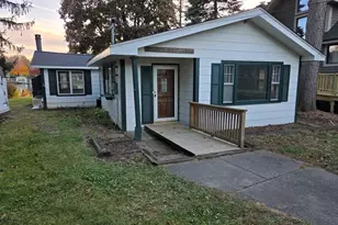 1007 N River Rd, McHenry, IL 60050 - Photo 1