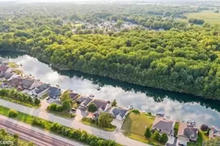 560 N Washington St, Braidwood, IL 60408 - Photo 1