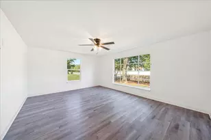 2116 Black Rd, Joliet, IL 60435 - Photo 5