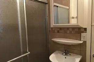 614 E Marquette Rd, Chicago, IL 60637 - Photo 3