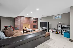 16W639 Red Oak Ave, Bensenville, IL 60106 - Photo 21