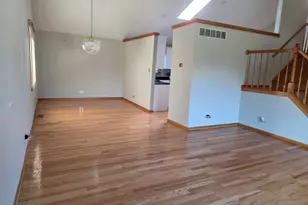 3800 River Rd, Hazel Crest, IL 60429 - Photo 3