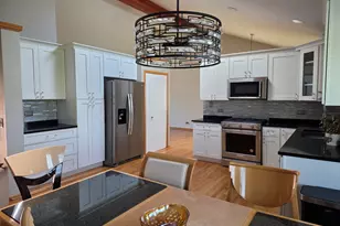 3800 River Rd, Hazel Crest, IL 60429 - Photo 5