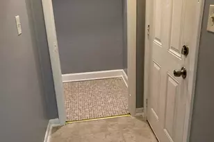 8112 S Escanaba Ave, Chicago, IL 60617 - Photo 11