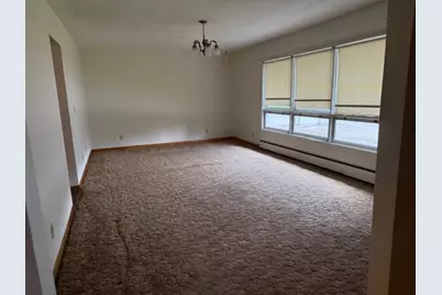 301 S 4th Street, Cissna Park, IL 60924 - Photo 7