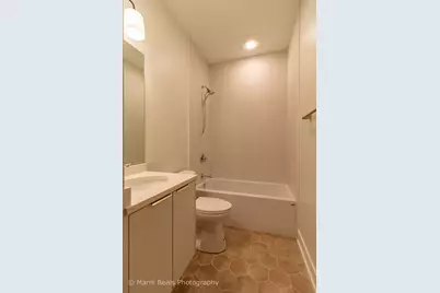 20 W 44th Street, Chicago, IL 60609 - Photo 23