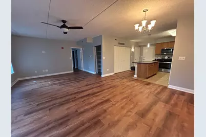 3400 N Old Arlington Heights Road #203, Arlington Heights, IL 60004 - Photo 3