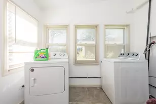 1700 Gideon Ave, Zion, IL 60099 - Photo 25