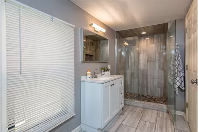 1700 Gideon Avenue, Zion, IL 60099 - Photo 17