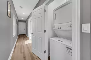 1048 N Lawndale Ave, Chicago, IL 60651 - Photo 13