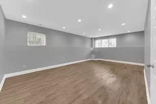 1048 N Lawndale Ave, Chicago, IL 60651 - Photo 27