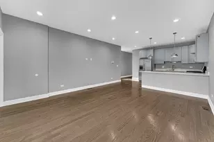 1048 N Lawndale Ave, Chicago, IL 60651 - Photo 9