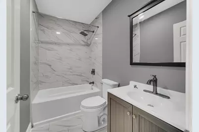 1048 N Lawndale Avenue, Chicago, IL 60651 - Photo 11