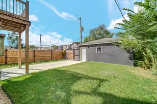 1048 N Lawndale Ave, Chicago, IL 60651 - Photo 5