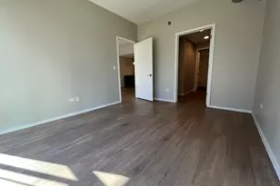 211 W Scott St, Chicago, IL 60610 - Photo 9