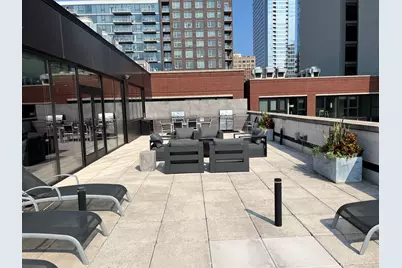 211 W Scott Street #317, Chicago, IL 60610 - Photo 15