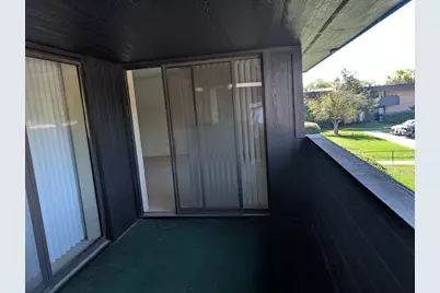 1295 N Sterling Avenue #212, Palatine, IL 60067 - Photo 9