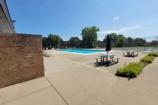 1295 N Sterling Ave, Palatine, IL 60067 - Photo 19