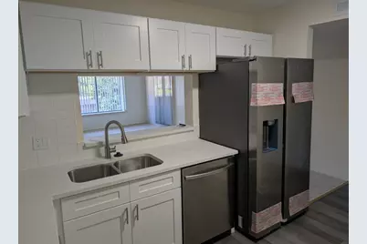 1295 N Sterling Avenue #212, Palatine, IL 60067 - Photo 3