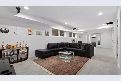 1320 N Moorman Street, Chicago, IL 60622 - Photo 17