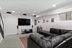 1320 N Moorman St, Chicago, IL 60622 - Photo 19