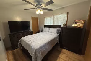 4527 W Deming Pl, Chicago, IL 60639 - Photo 9