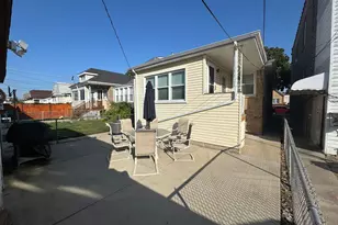 4527 W Deming Pl, Chicago, IL 60639 - Photo 19