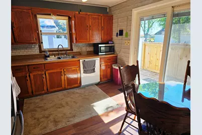 602 N 4th Avenue, Chenoa, IL 61726 - Photo 7