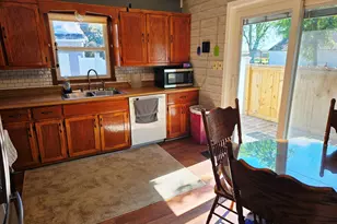 602 N 4th Ave, Chenoa, IL 61726 - Photo 7