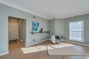 243 Boxcar Ave, Naperville, IL 60540 - Photo 5